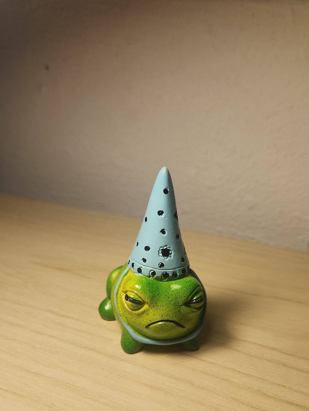 Moody Resin Frog Figurine with Wizard Dunce Hat
